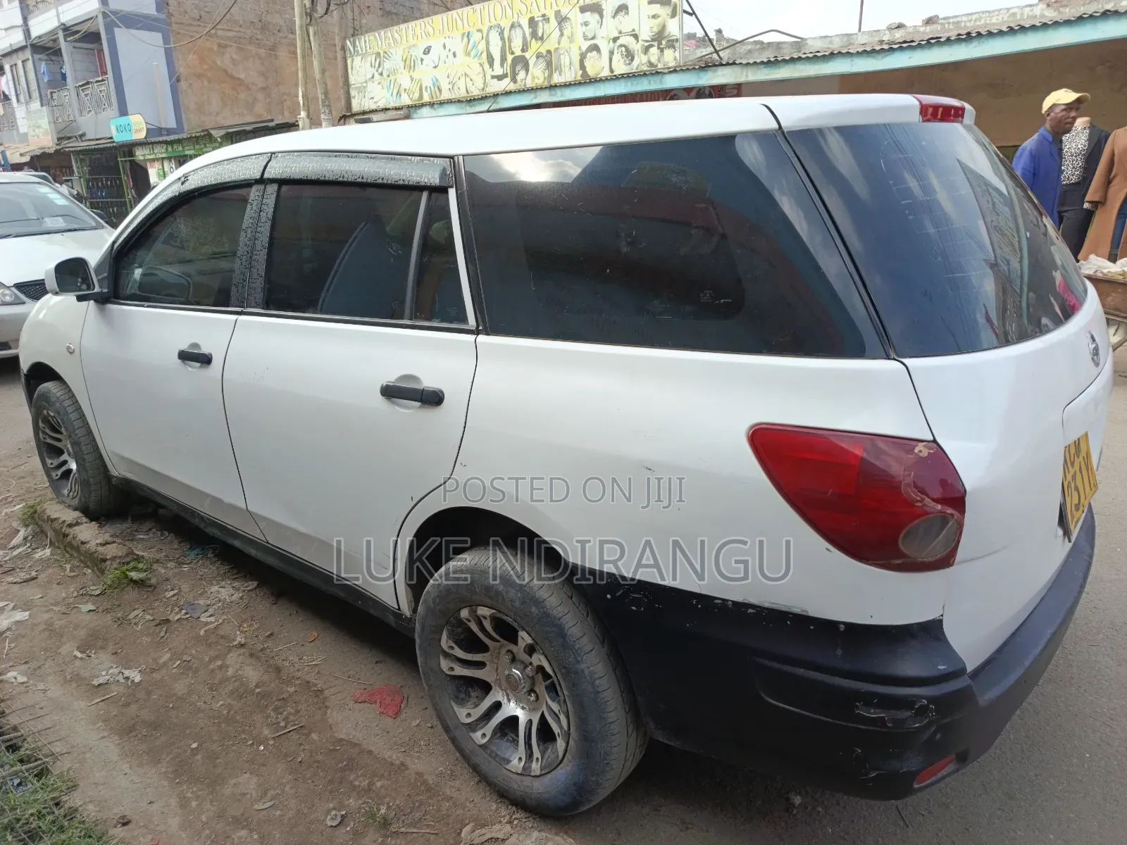 Nissan Advan 2011 White