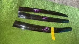Subaru Impreza GP7 Windbreakers