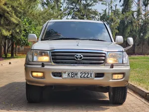 Toyota Land Cruiser 100 4.7 V8 Executive 2005 Gold
