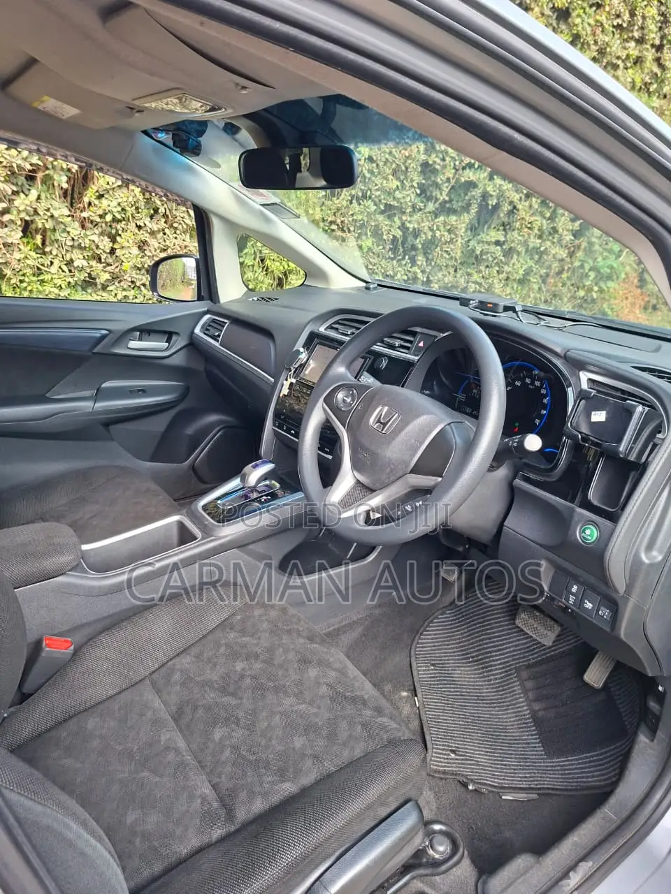 Honda Shuttle 1.5 G 2WD 2016 Silver