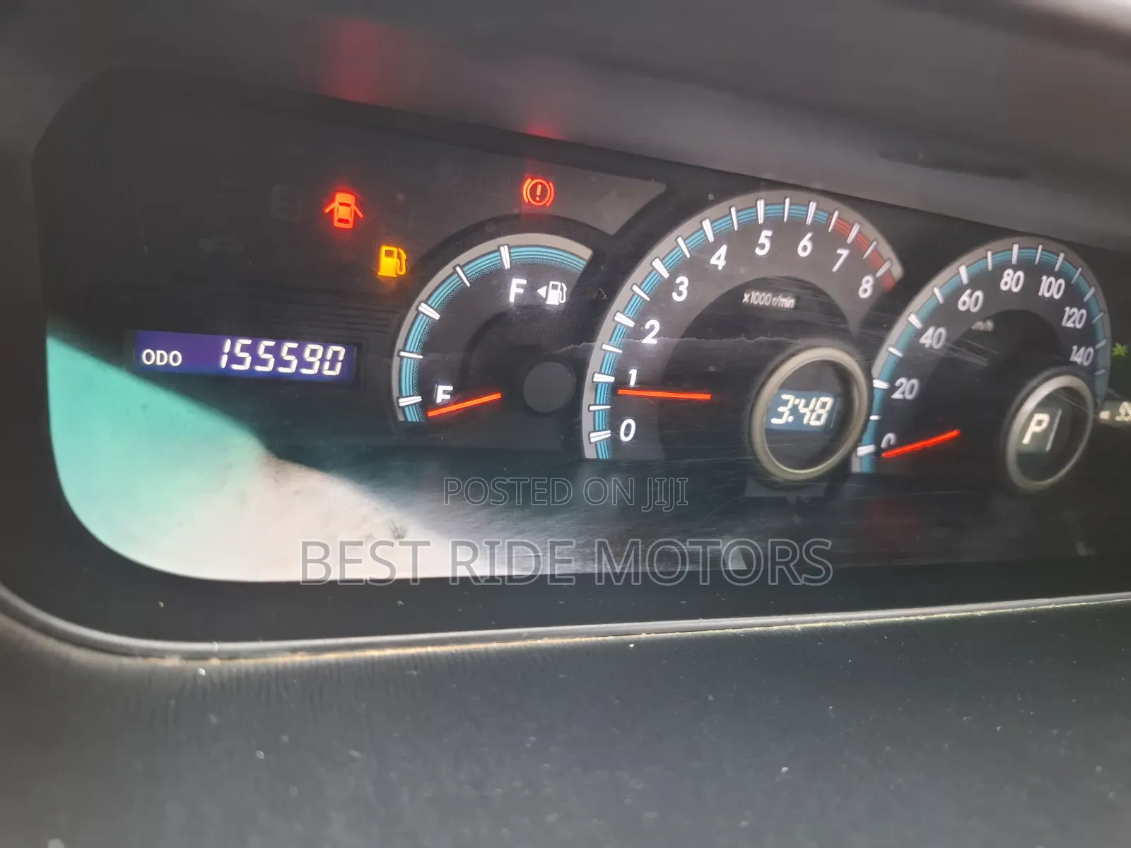 Toyota Voxy 2013 Silver