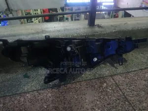 Headlight Toyota Cross 2020