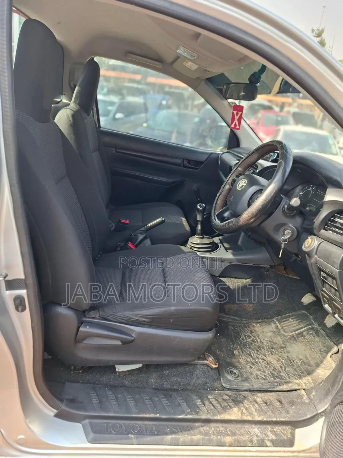 Toyota Hilux 2021 Gray