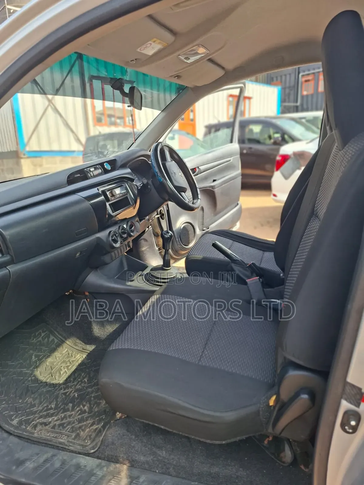Toyota Hilux 2021 Gray