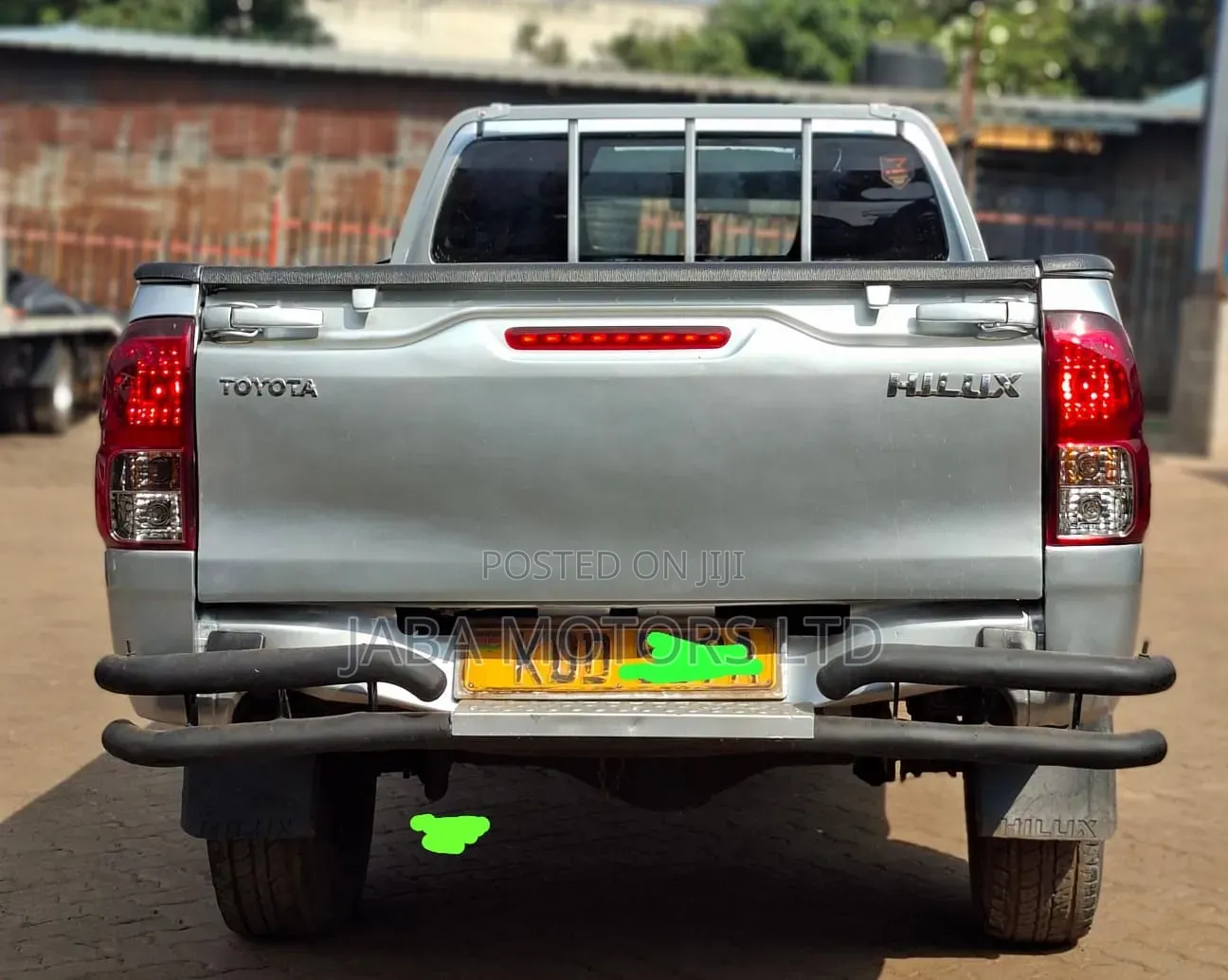 Toyota Hilux 2021 Gray