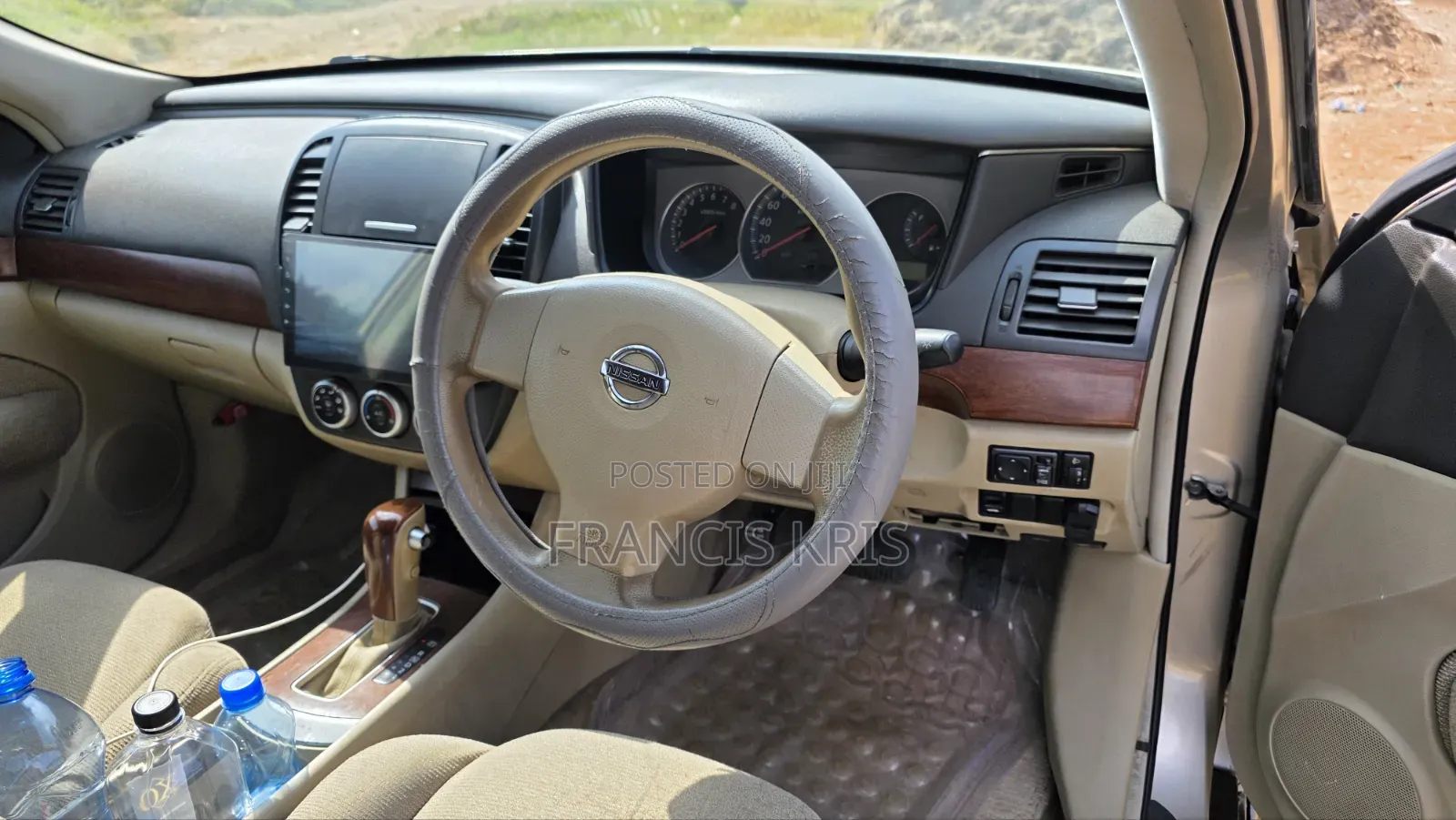 Nissan Bluebird 2008 Beige