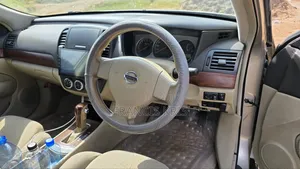 Nissan Bluebird 2008 Beige