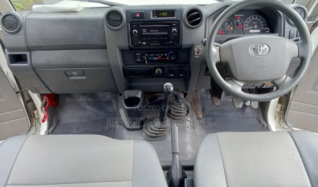 Toyota Land Cruiser 2020 White