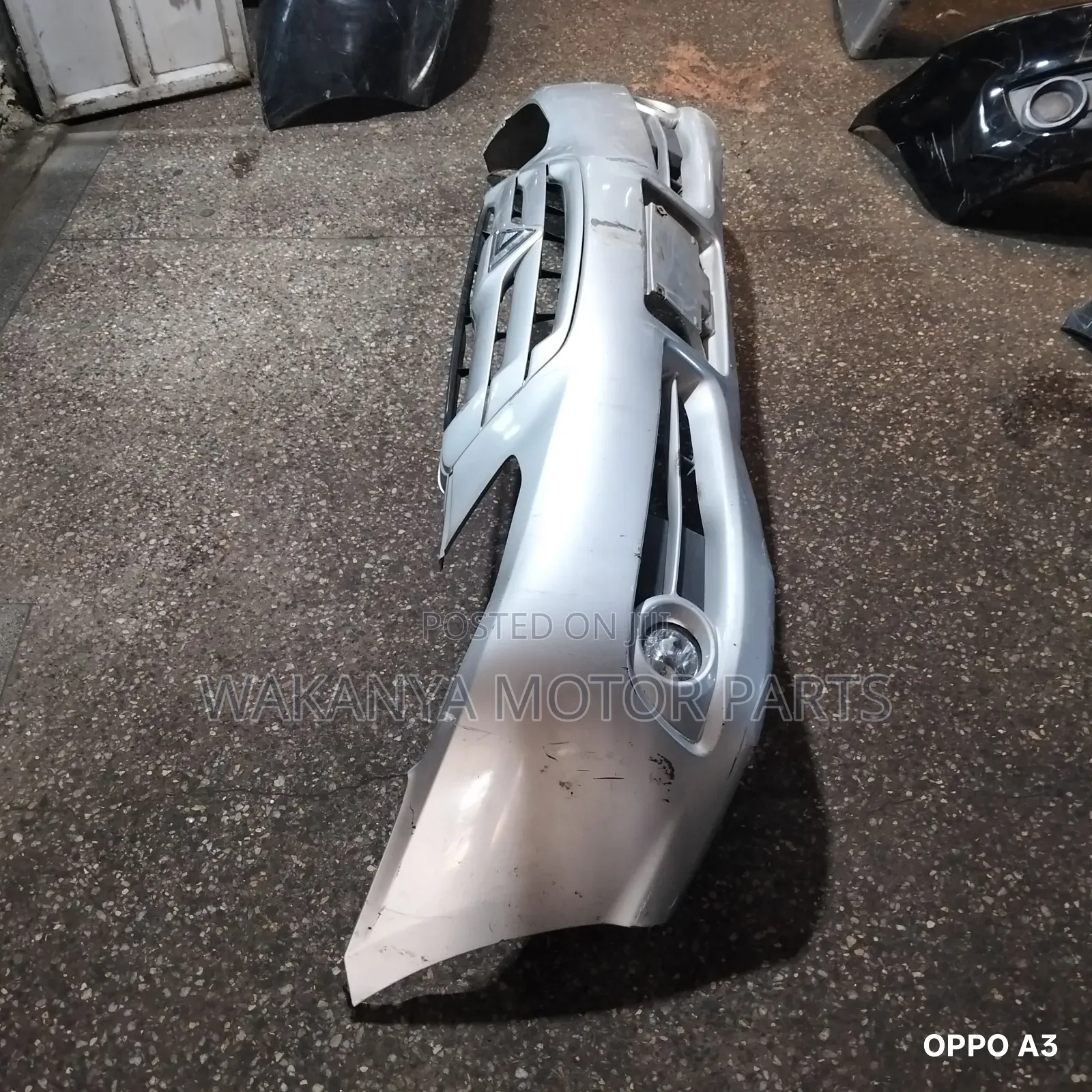 Toyota Caldina Choppa Front Bumper Complete, Model 2005/2008. Ex Japan