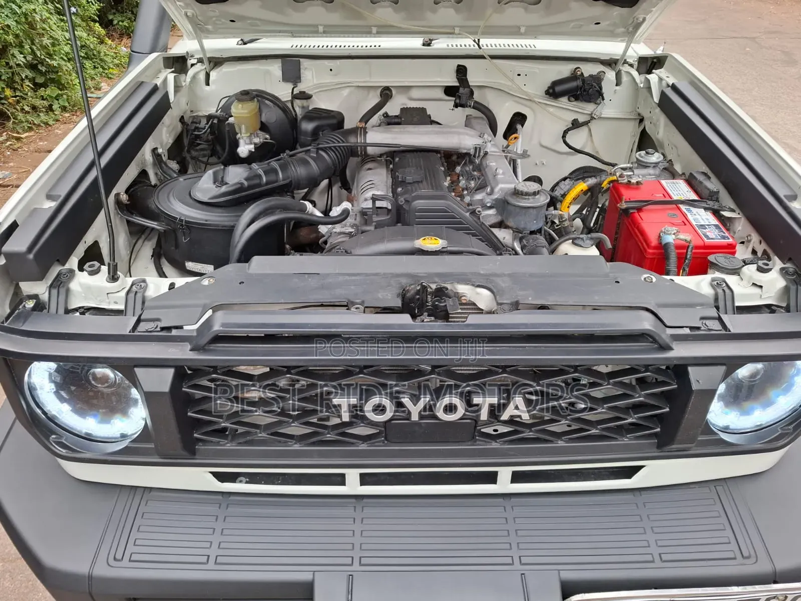 Toyota Land Cruiser 79 Series 2012 White