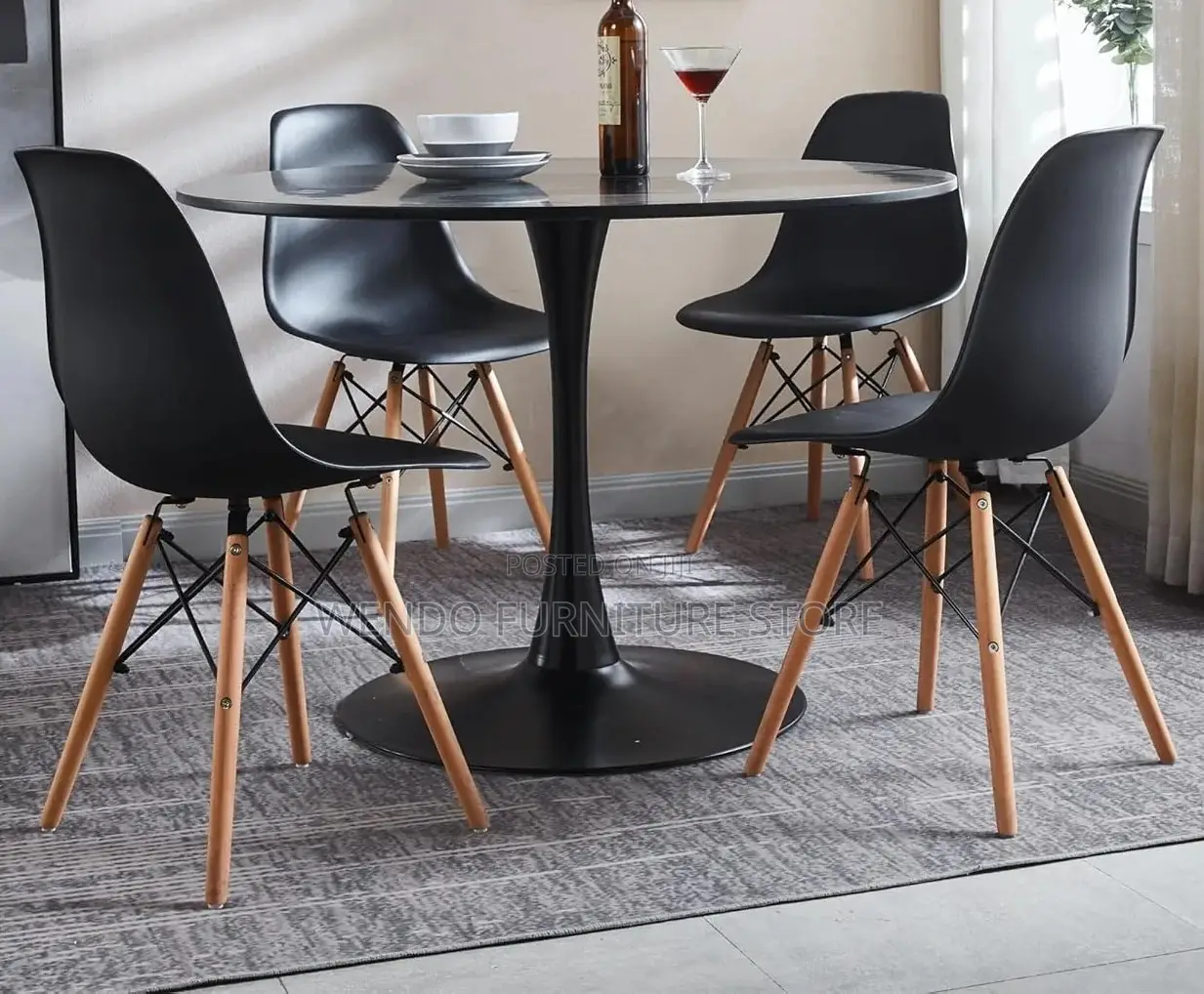 Dining Set; Four Seaters Round Eames Restaurant Dining Set
