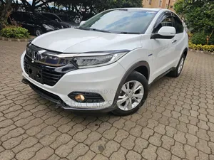 Honda Vezel 2019 White