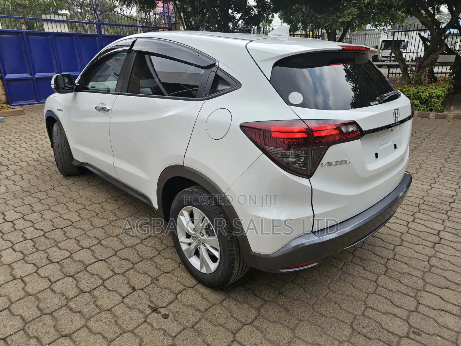 Honda Vezel 2019 White