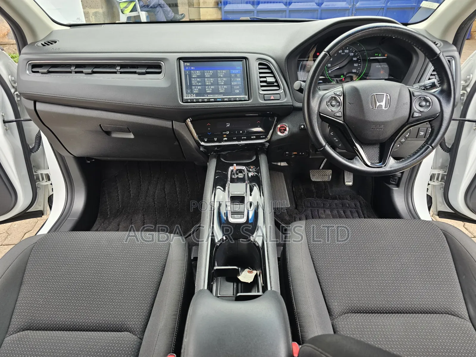 Honda Vezel 2019 White