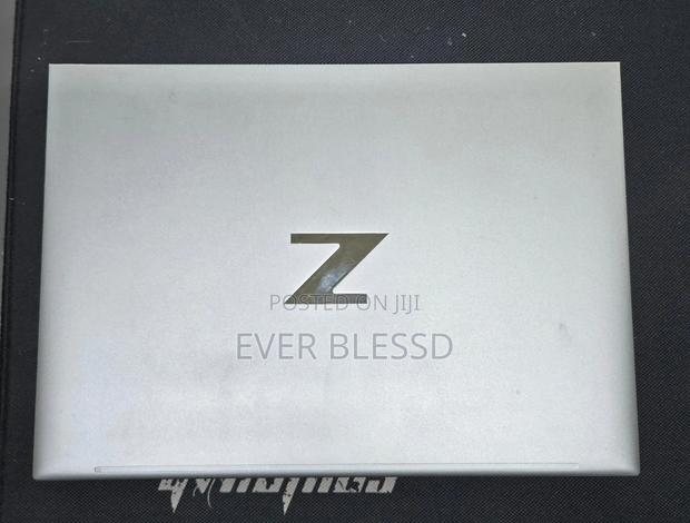 Laptop HP ZBook Firefly G9 16GB Intel Core i7 SSD 512GB