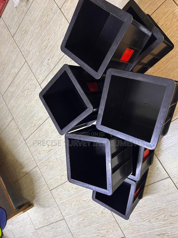 Concrete Compressive Strength Test Mould - main view