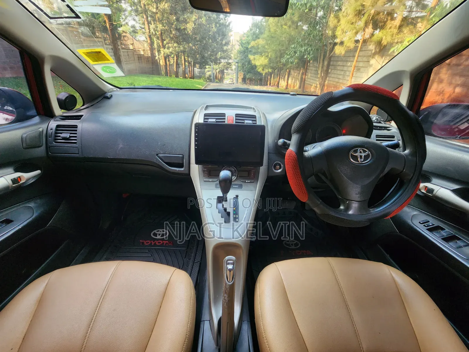Toyota Auris 2007 Red