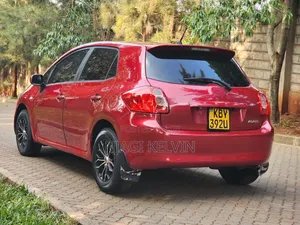 Toyota Auris 2007 Red