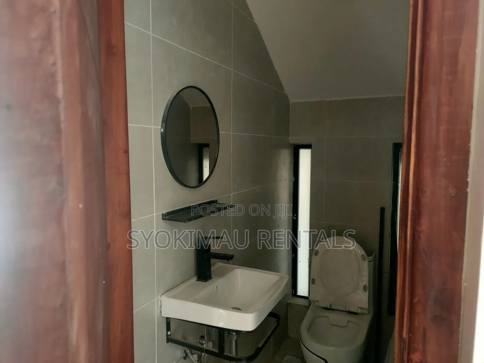 5bdrm Maisonette in Syokimau, Mombasa Road for rent