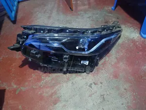 Headlight Toyota Fortuner 2020