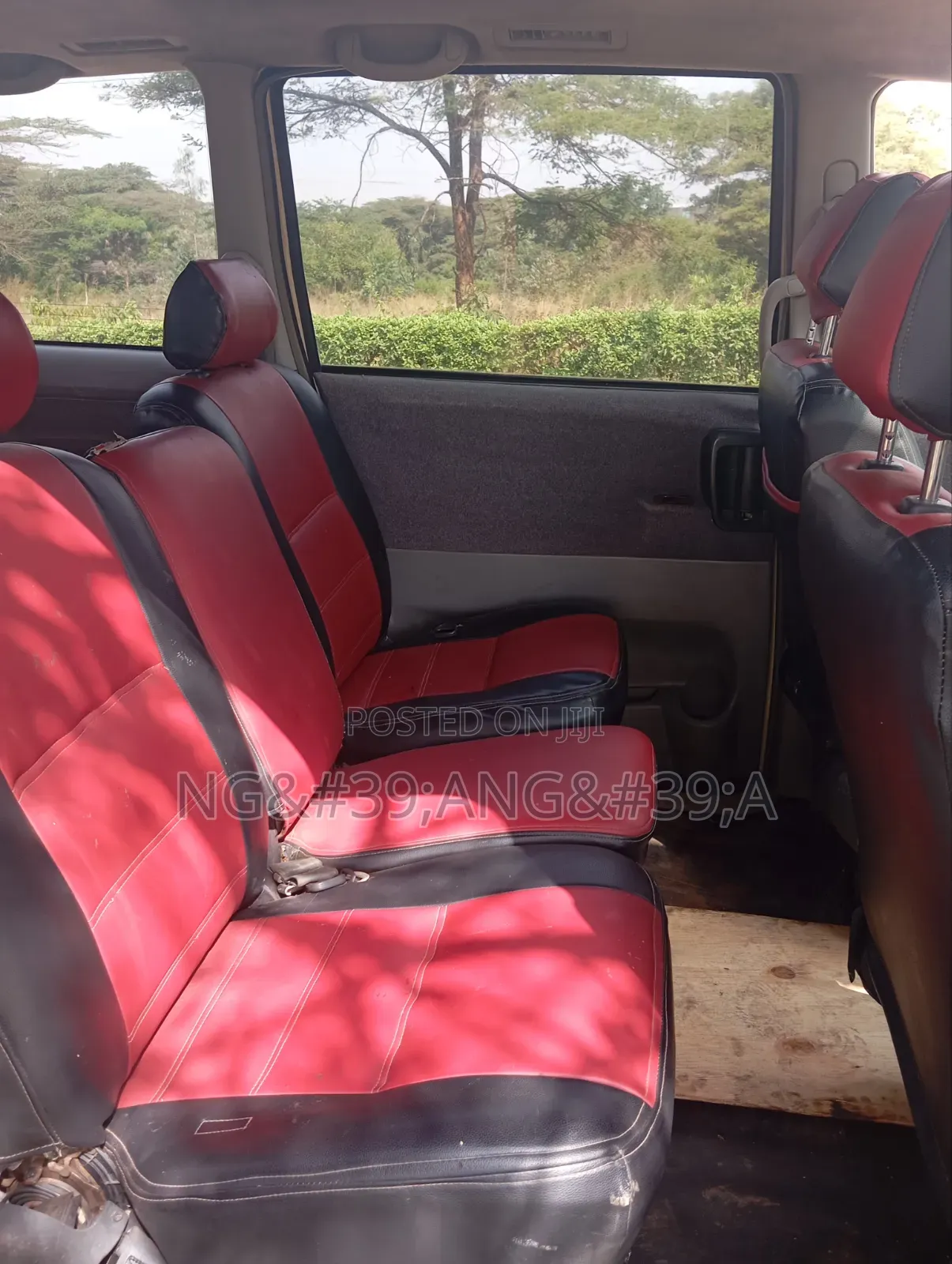 Toyota Noah 2003 Yellow