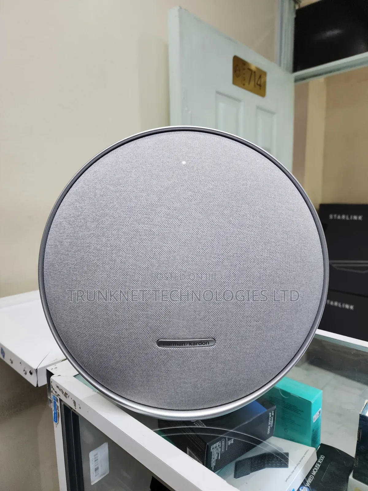 Harman Kardon Onyx Studio 9