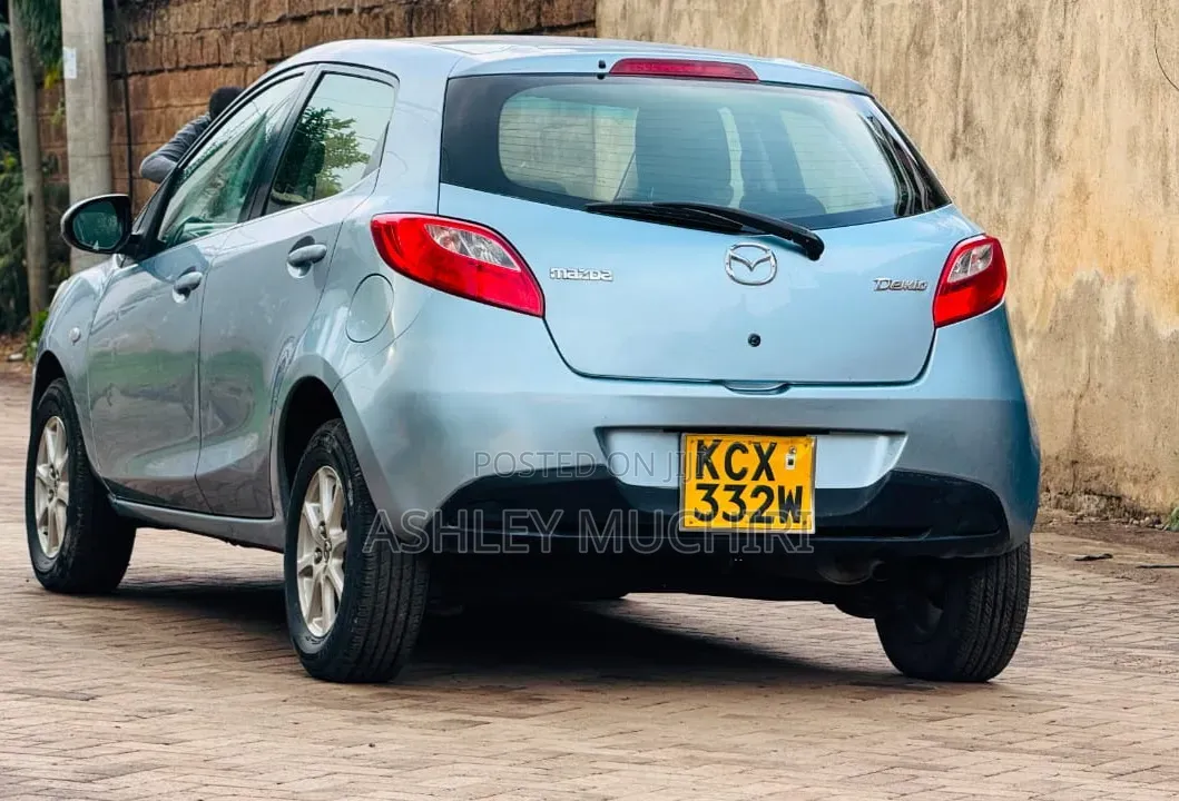 Mazda Demio 2012 Blue