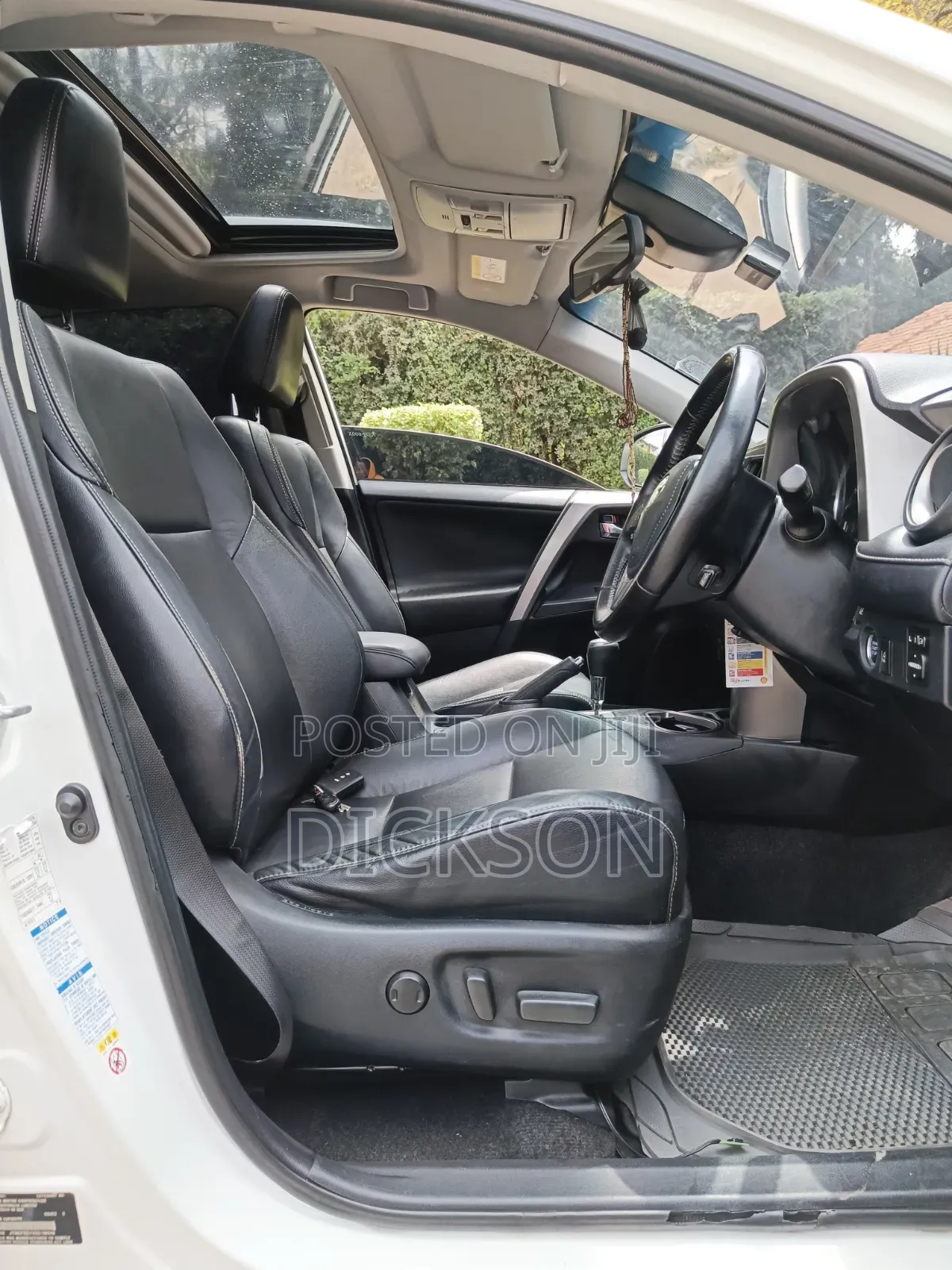 Toyota RAV4 2016 Pearl