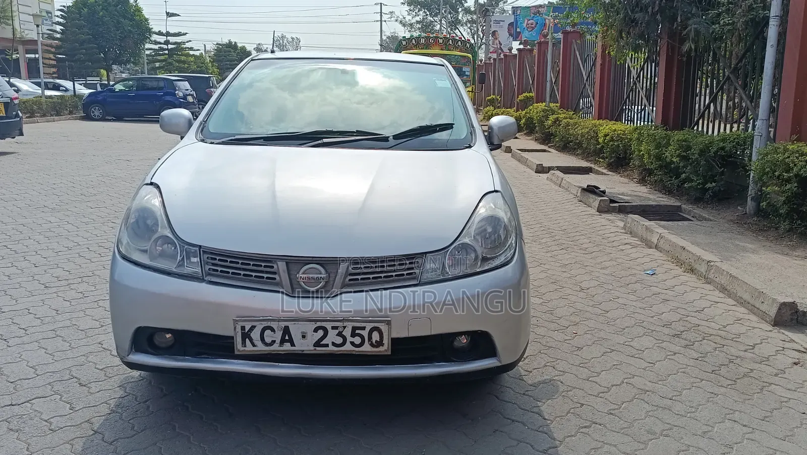 Nissan Advan 2007 Silver