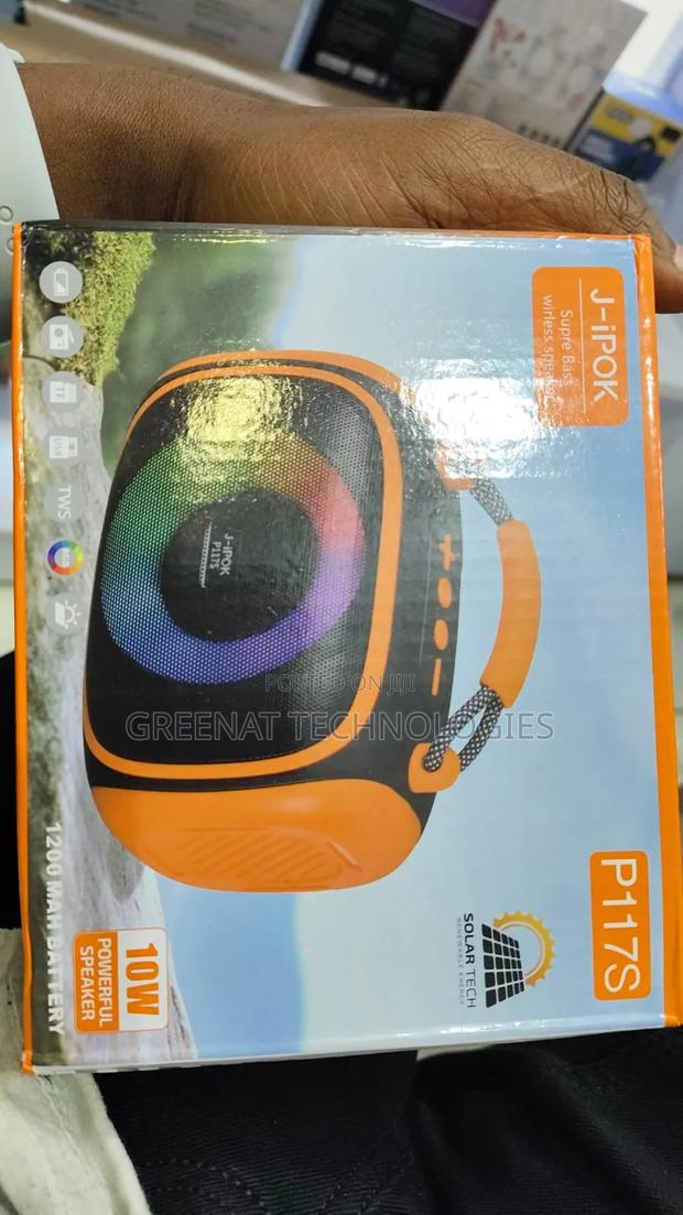 FM Radio With Bluetooth Solar Charged