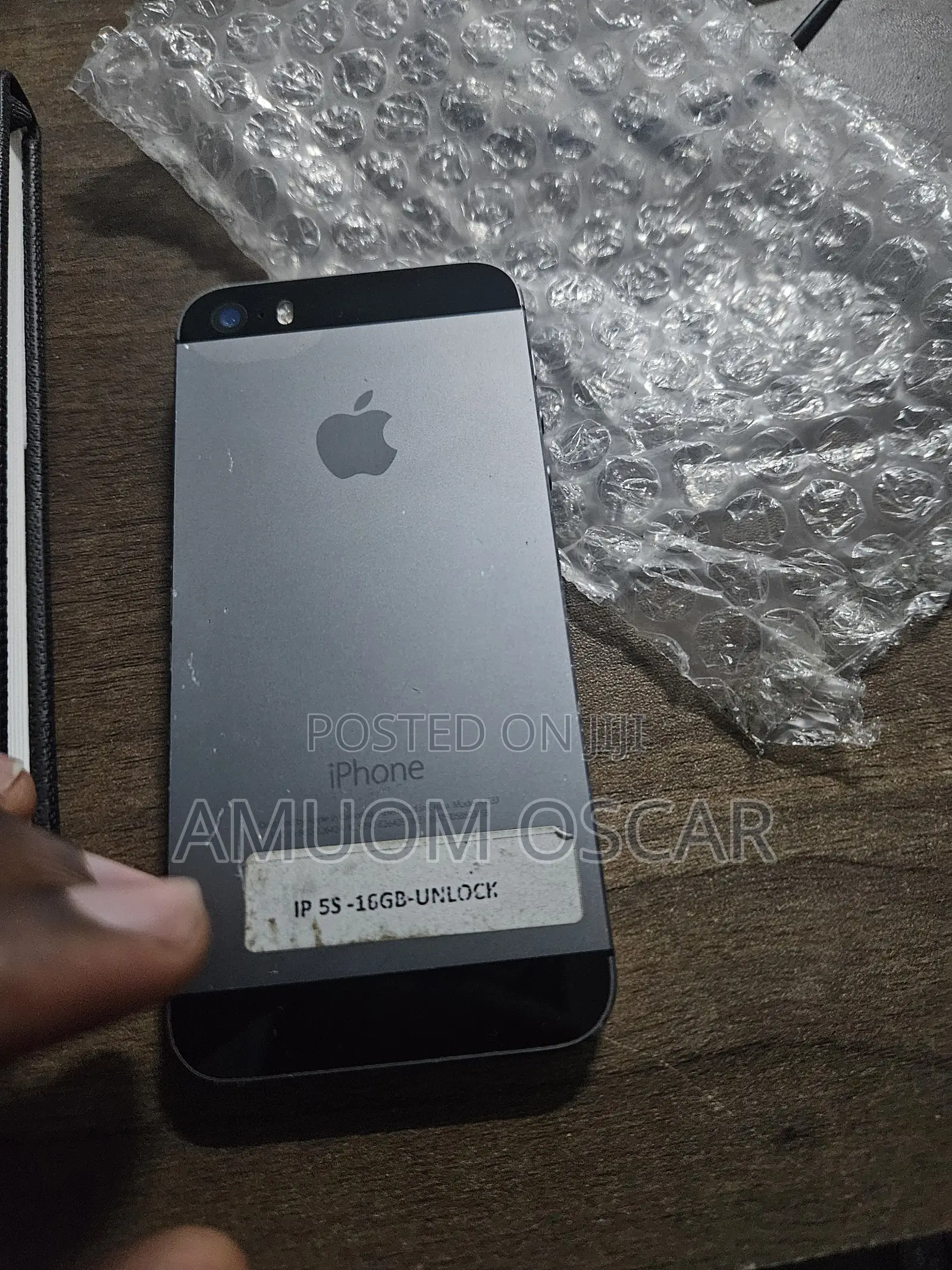 Apple iPhone 5s 16 GB Gray