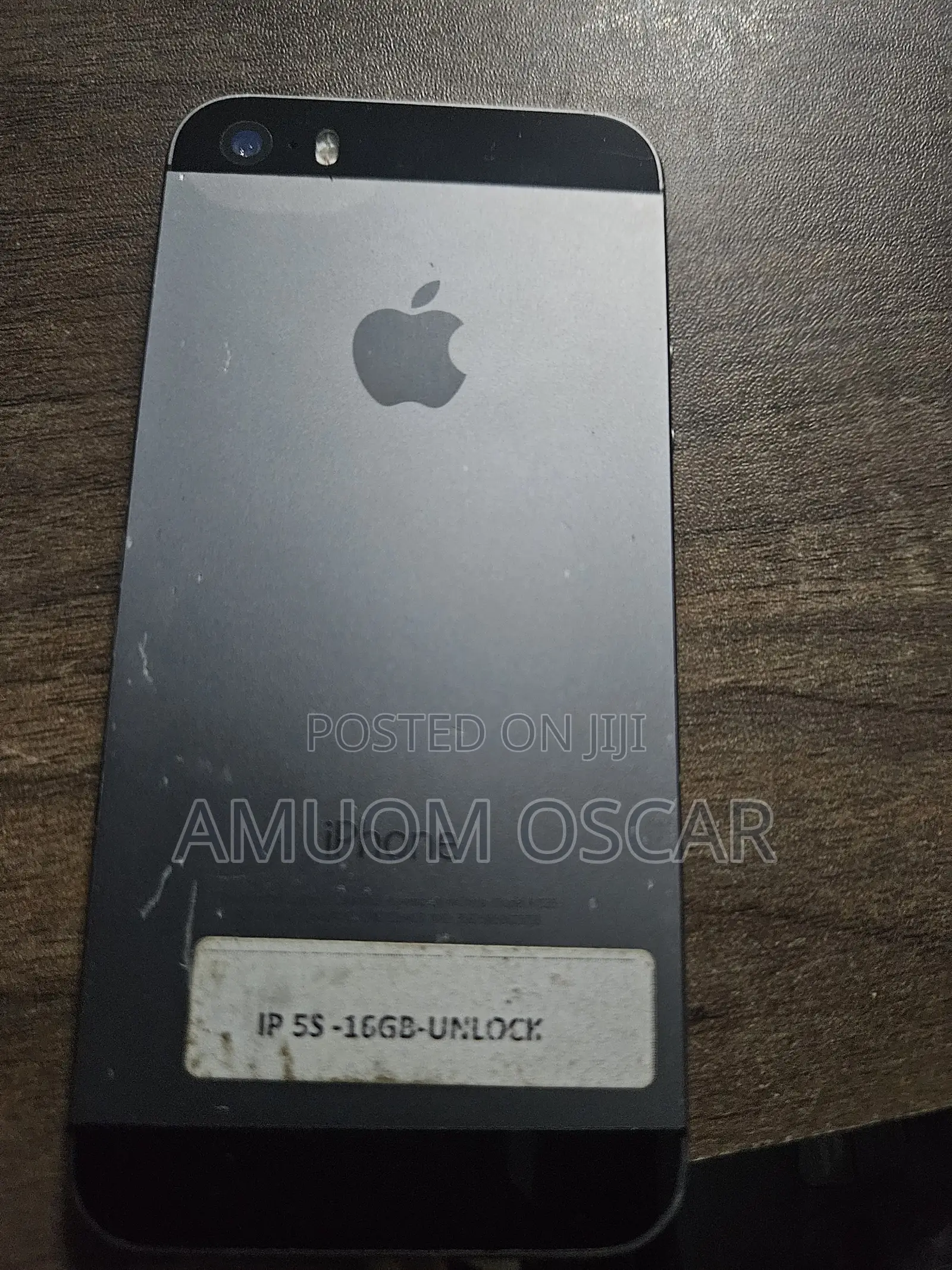 Apple iPhone 5s 16 GB Gray