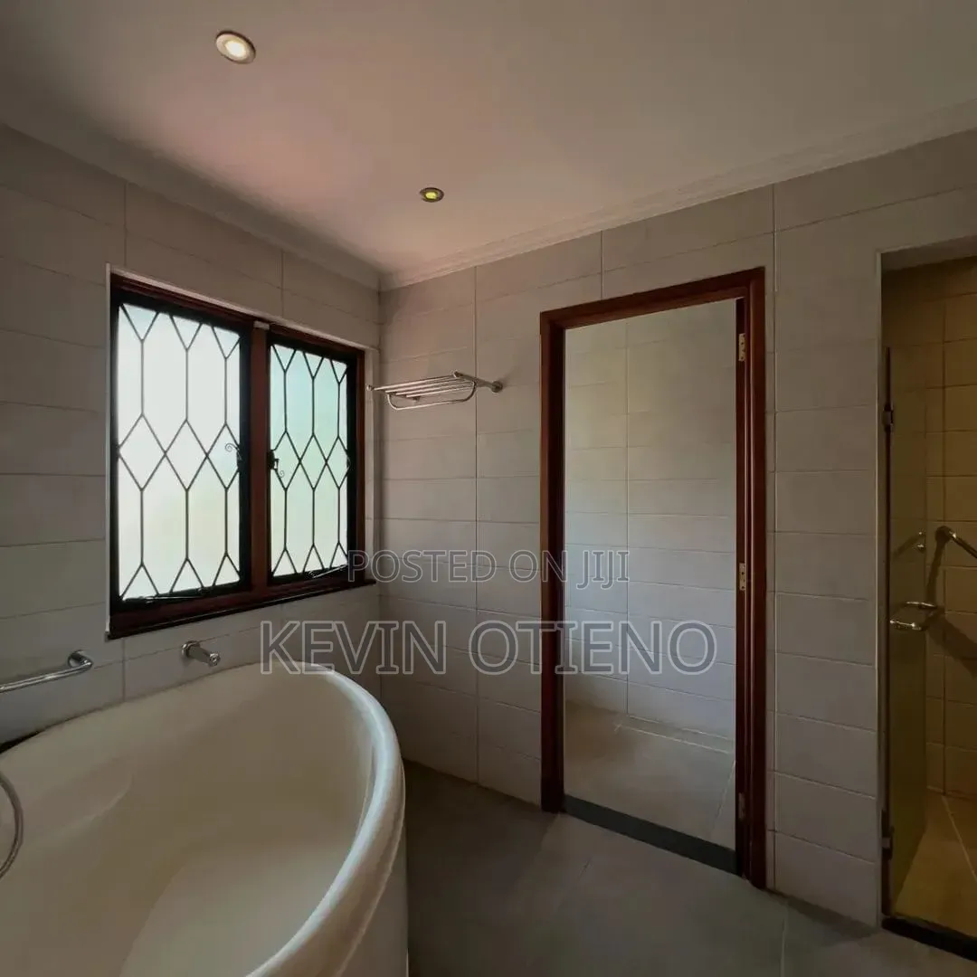 5bdrm House in Call Us, Gigiri for rent