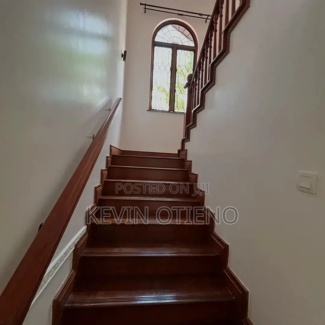 5bdrm House in Call Us, Gigiri for rent