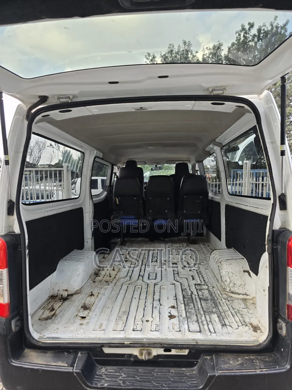 Nissan NV200 2015 White