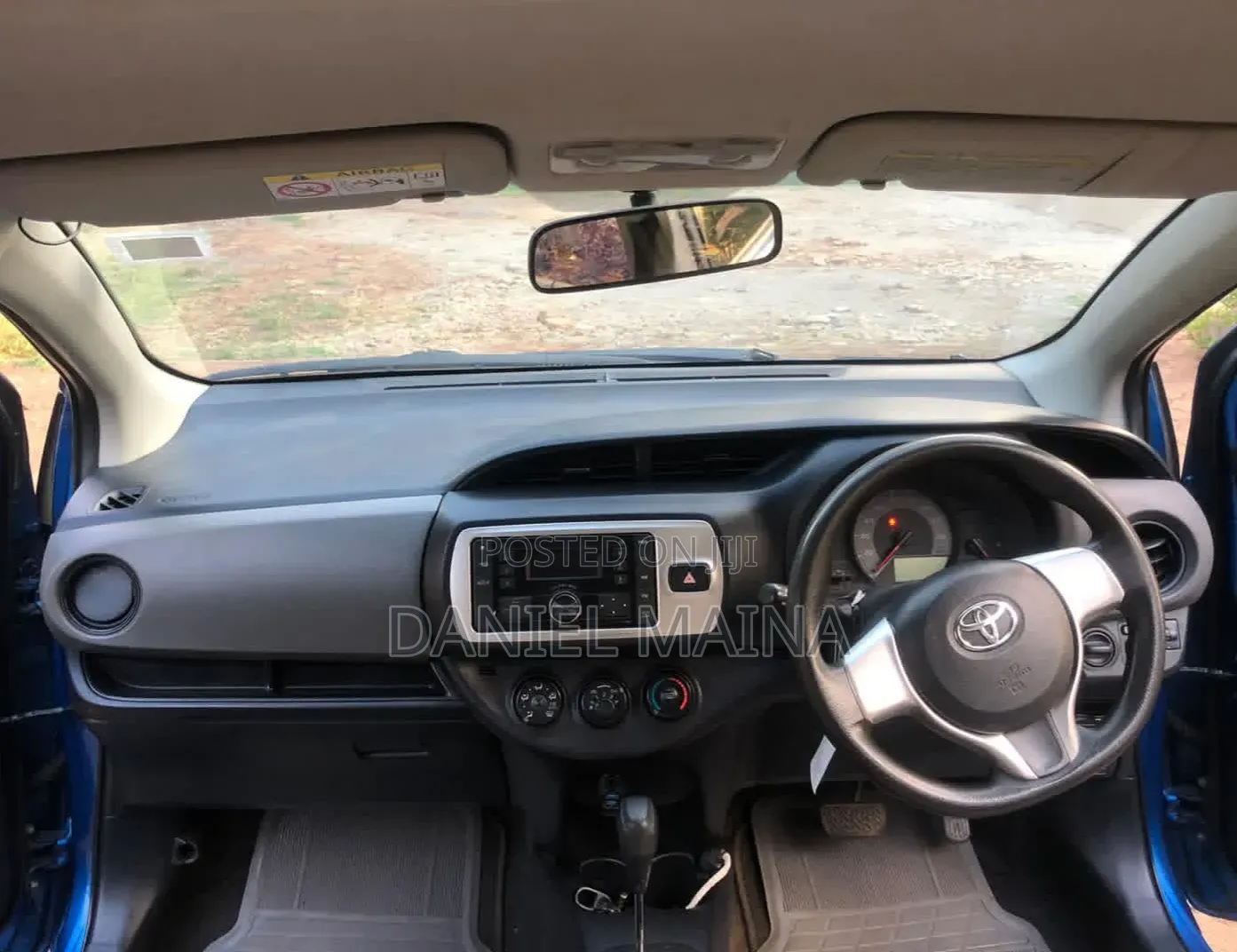 Toyota Vitz 2015 Blue