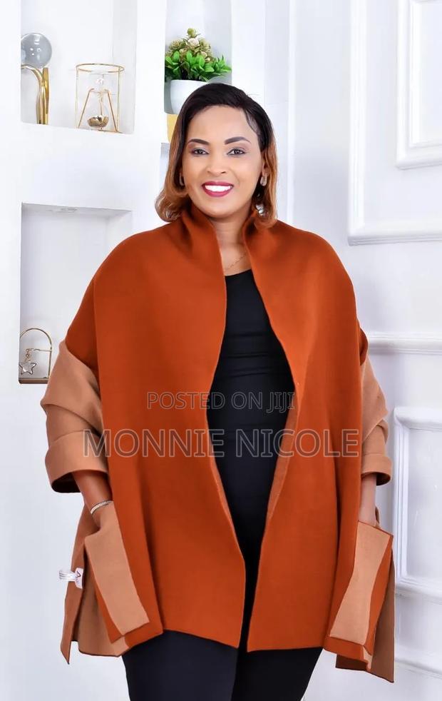 Sallam Stylish Poncho With Pockets - thumbnail 2