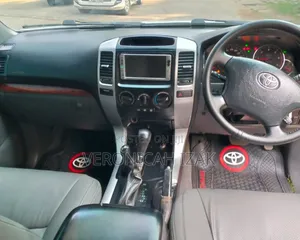 Toyota Land Cruiser Prado 2006 Silver