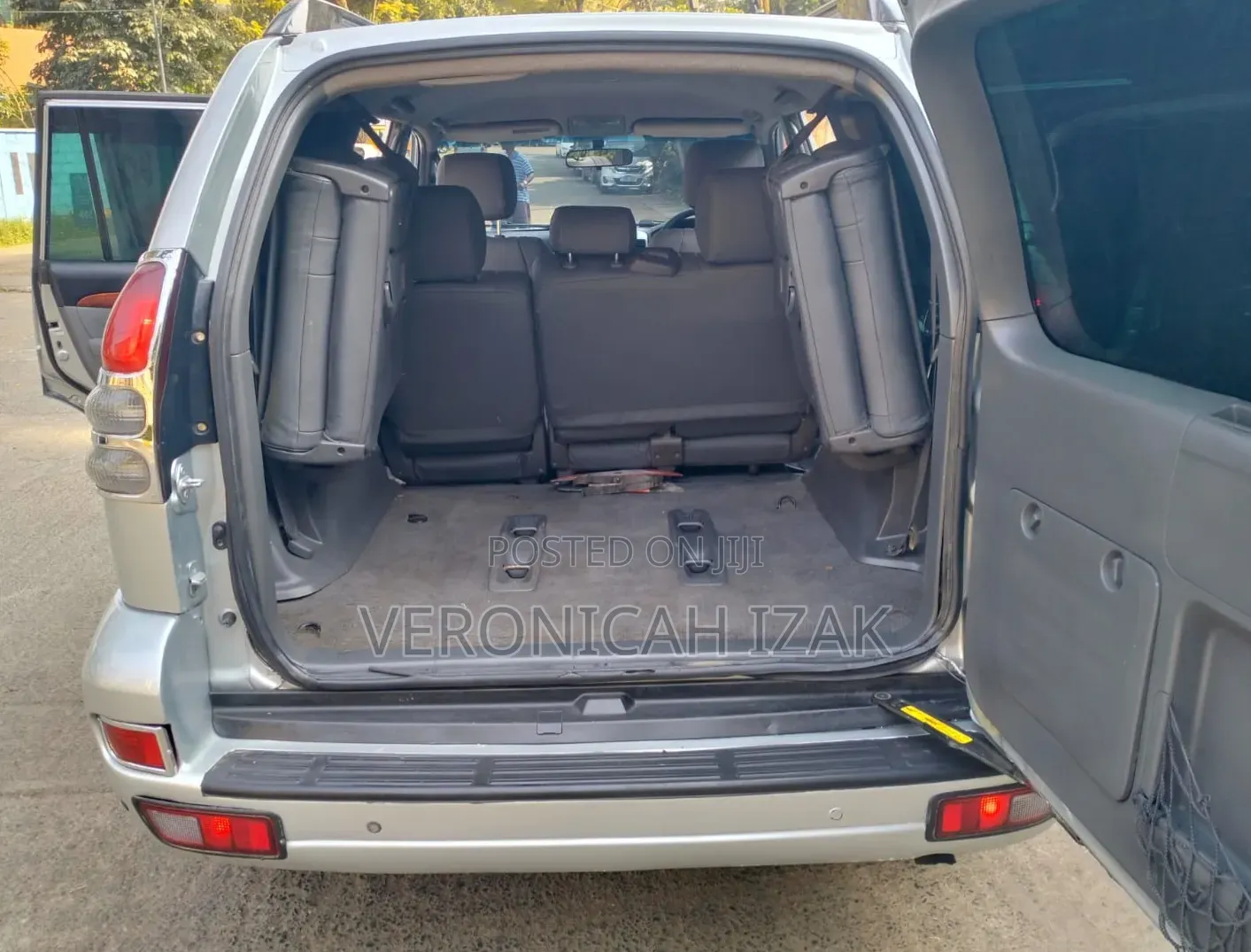 Toyota Land Cruiser Prado 2006 Silver