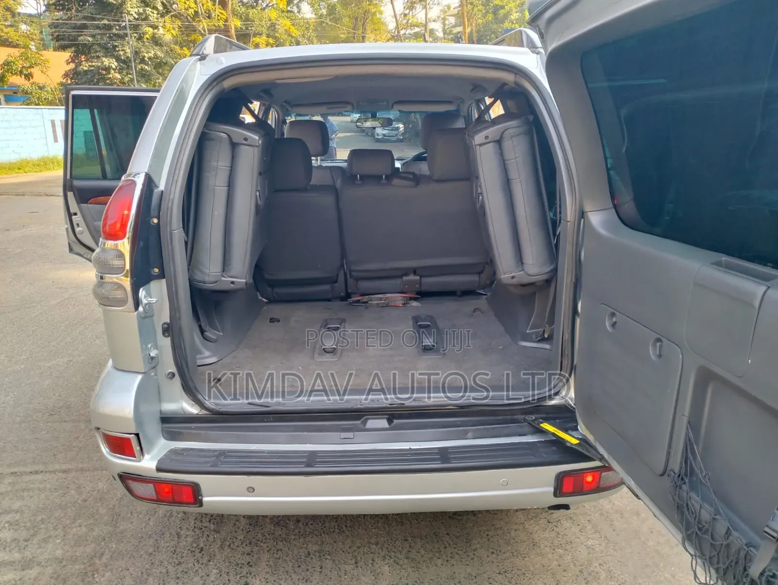 Toyota Land Cruiser Prado 2005 Silver