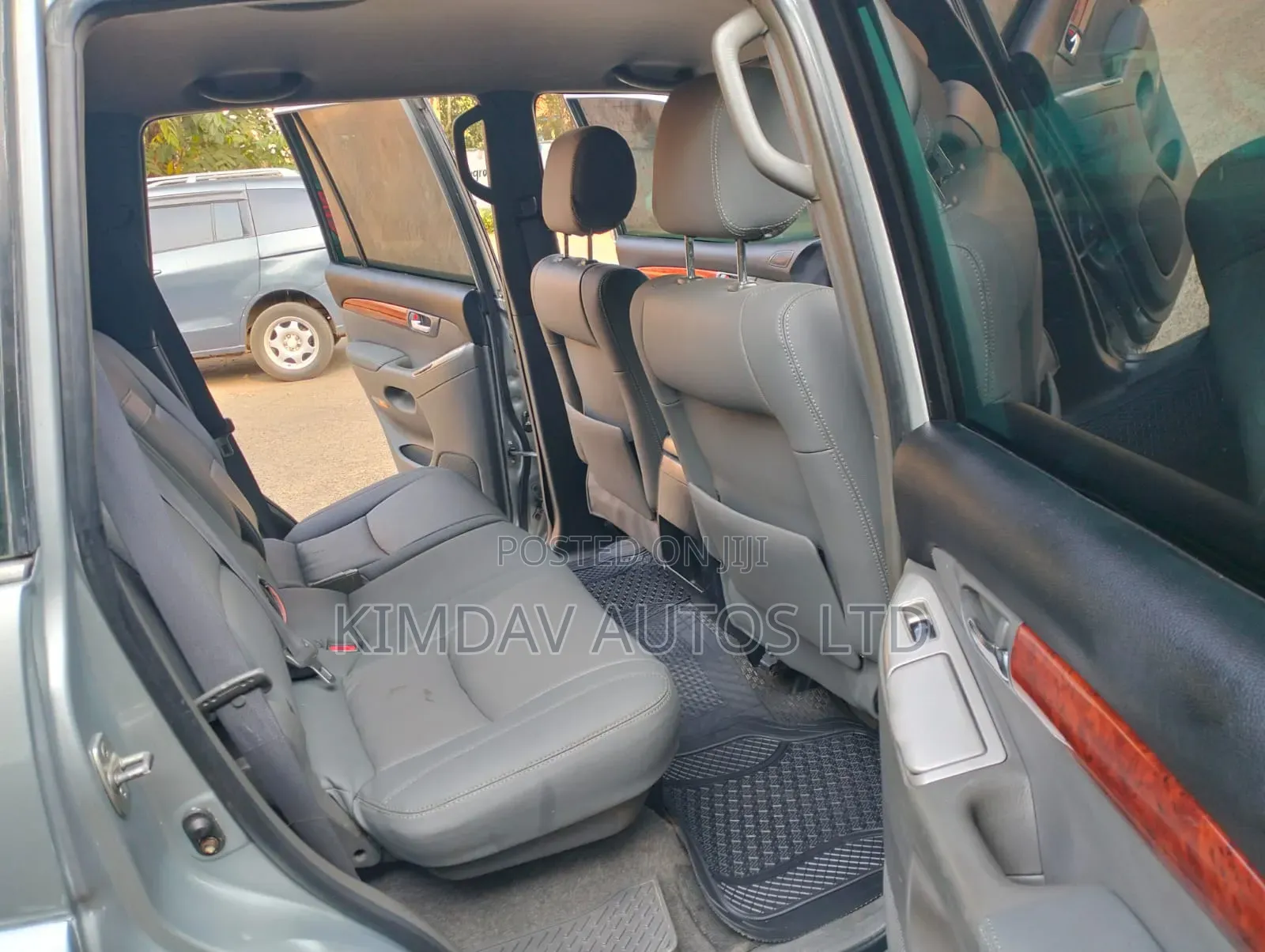 Toyota Land Cruiser Prado 2005 Silver