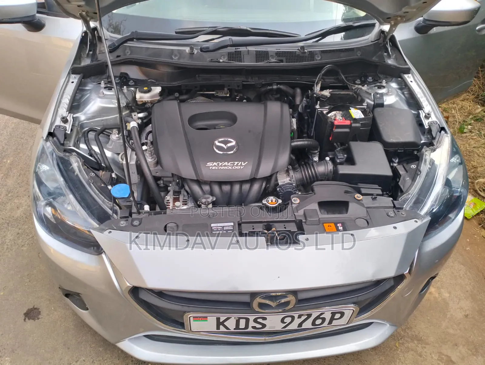 Mazda Demio 2017 Silver