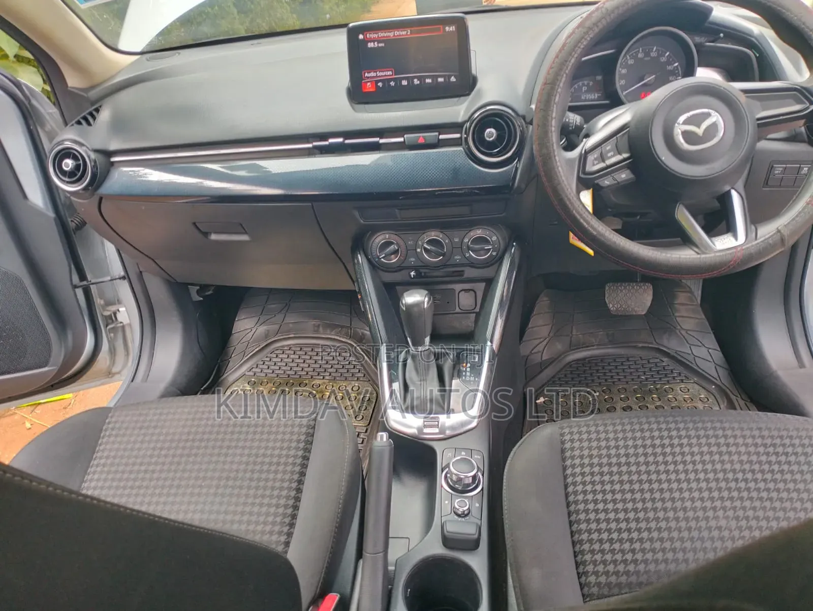 Mazda Demio 2017 Silver