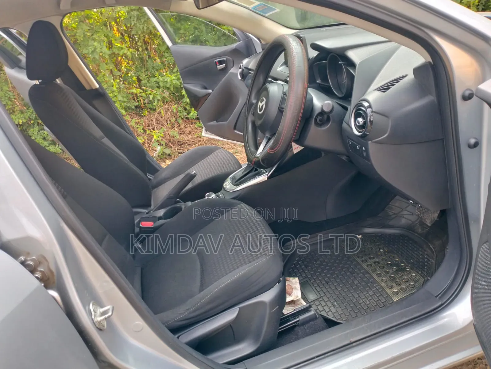 Mazda Demio 2017 Silver