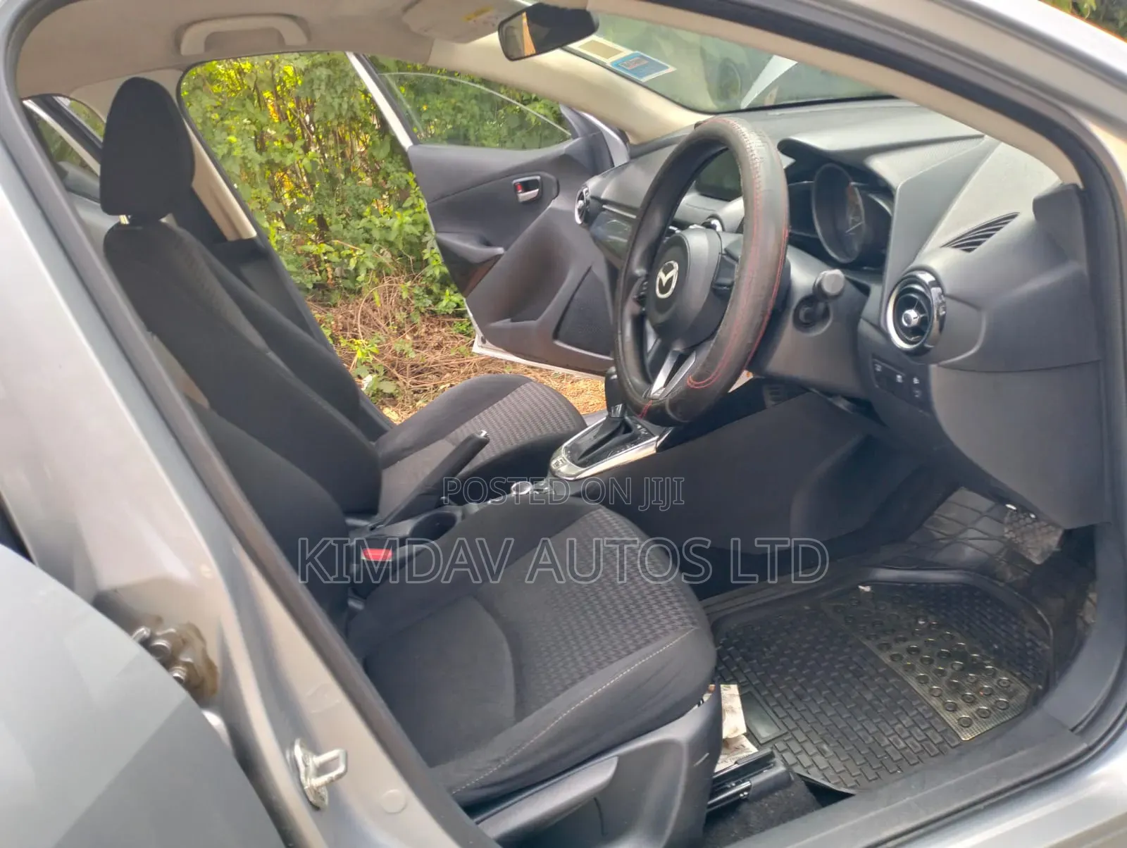 Mazda Demio 2017 Silver