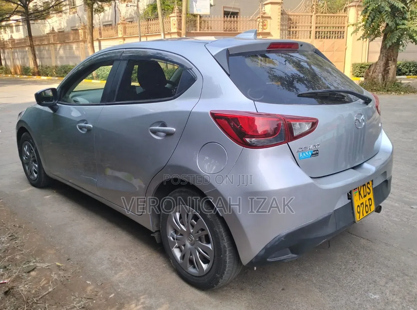 Mazda Demio 2017 Silver