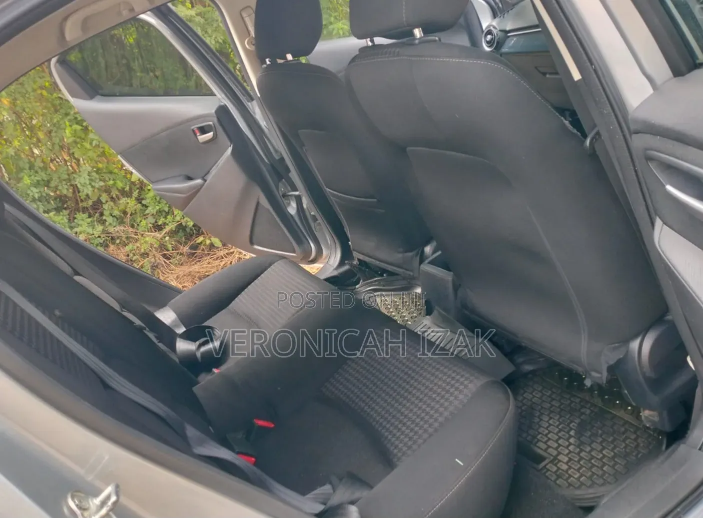 Mazda Demio 2017 Silver
