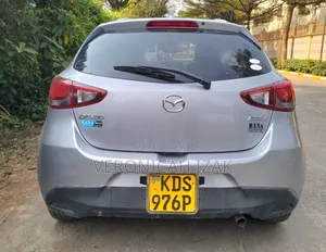 Mazda Demio 2017 Silver