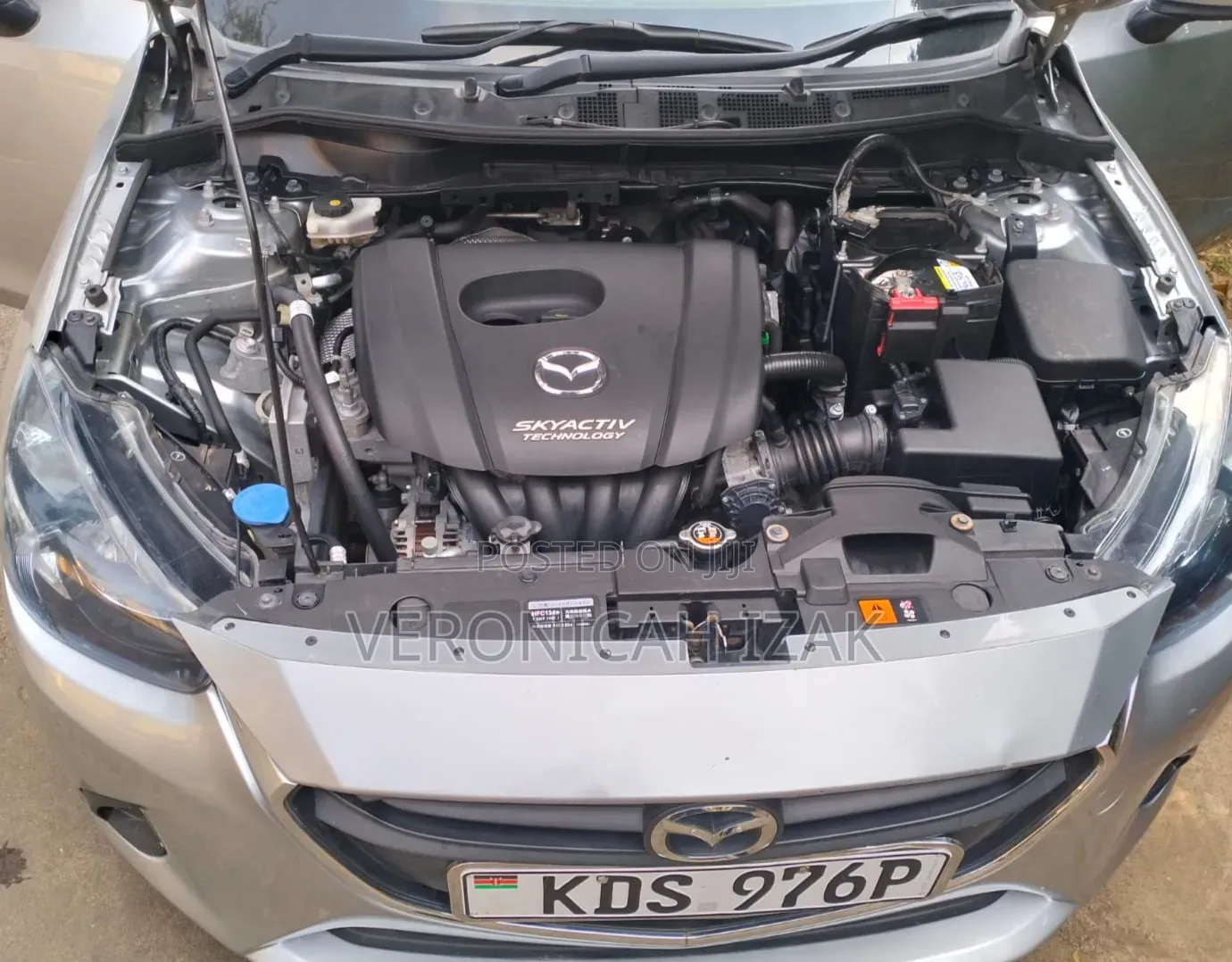 Mazda Demio 2017 Silver