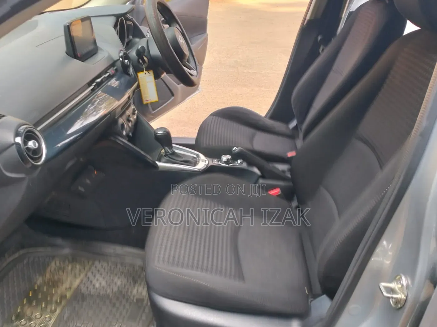 Mazda Demio 2017 Silver